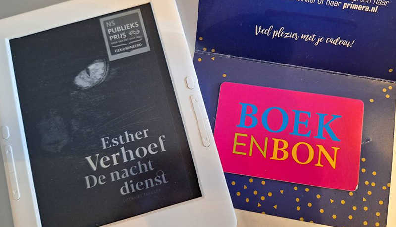 Een boekenbon en boekenlijst voor de winnaar - kerstwens naswerkt